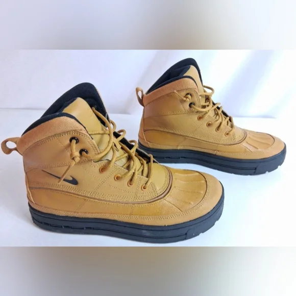 Nike Big Kids Woodside 2 High ACG Boots Size 7Y New/Box MSRP $100 - Picture 4 of 10